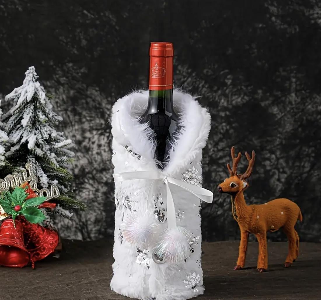 Christmas Santa Wine Bottle Cover Set – Knitted Decoration & Gift Sleeve