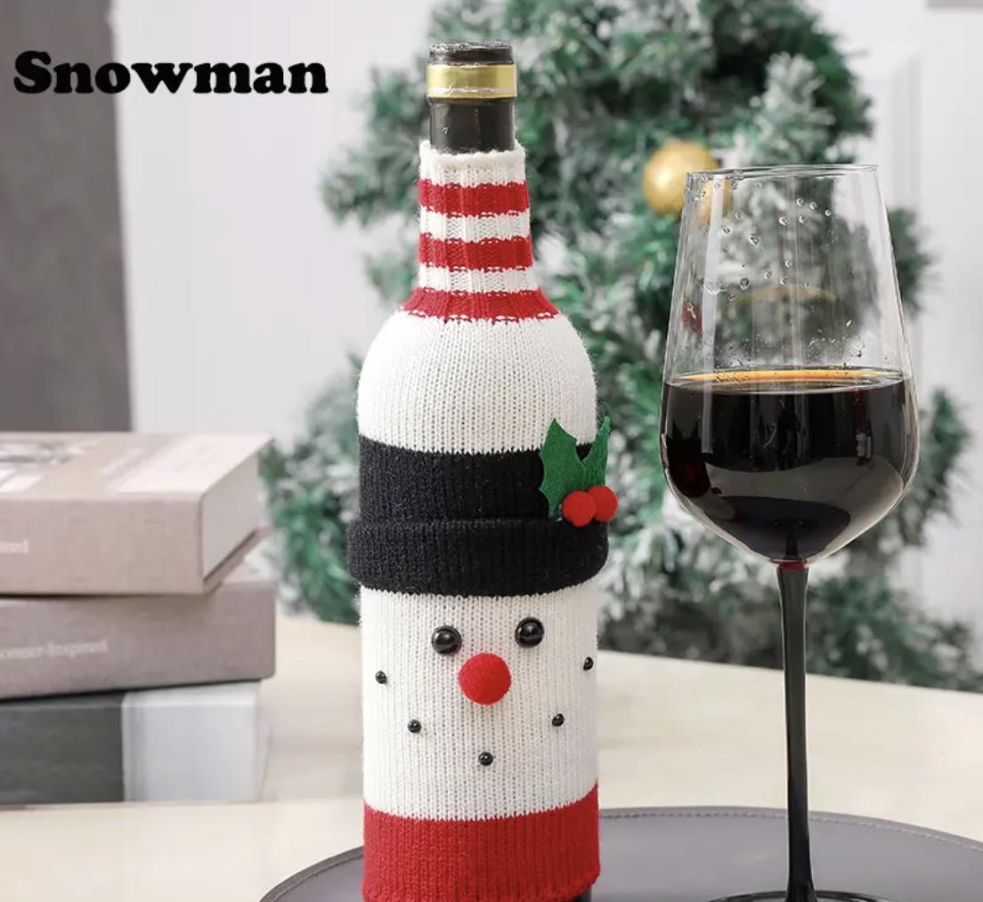 Christmas Santa Wine Bottle Cover Set – Knitted Decoration & Gift Sleeve