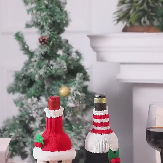 Christmas Santa Wine Bottle Cover Set – Knitted Decoration & Gift Sleeve
